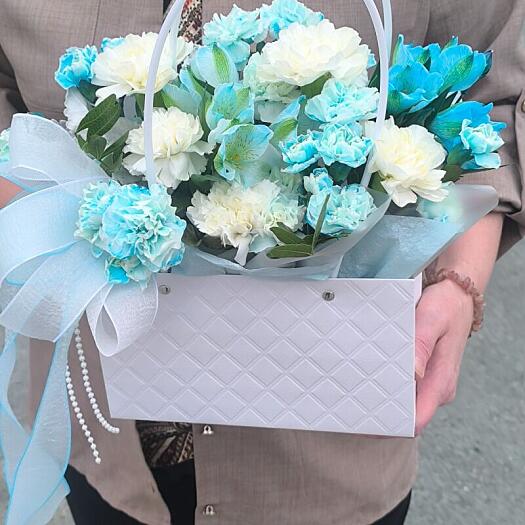 Купить цветы в магазине в городе Барнаул
